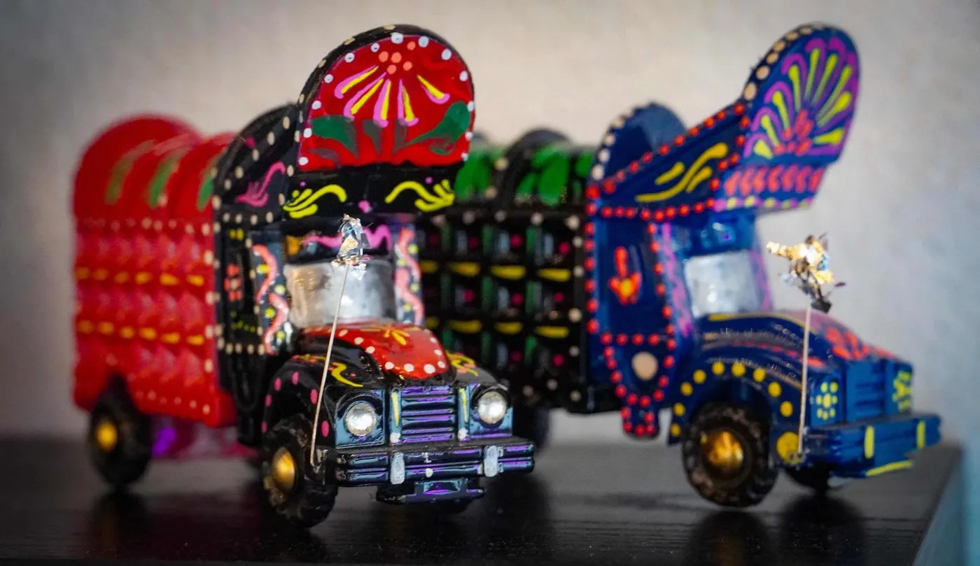 Food truck decor